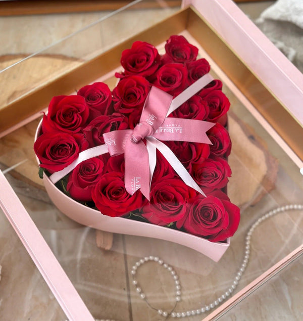 Acrilic Heart Roses Box - Blooms of Paradise Cambridge