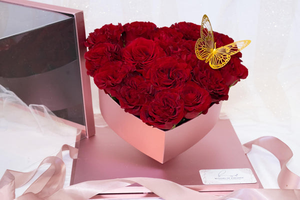 🌹 Eternal Love – Luxury Red Rose Heart Box in Acrylic Display 💝 - Blooms of Paradise Cambridge