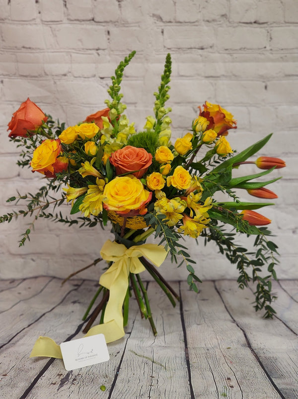 SPRING SUNSHINE BOUQUET - Blooms of Paradise