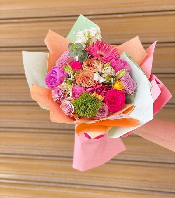 SUMMER MEADOW MIXED FLORAL BOUQUET - Blooms of Paradise
