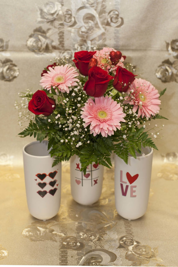Xoxo Love vase - Blooms of Paradise