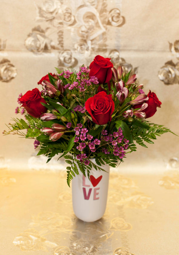 Xoxo Love vase